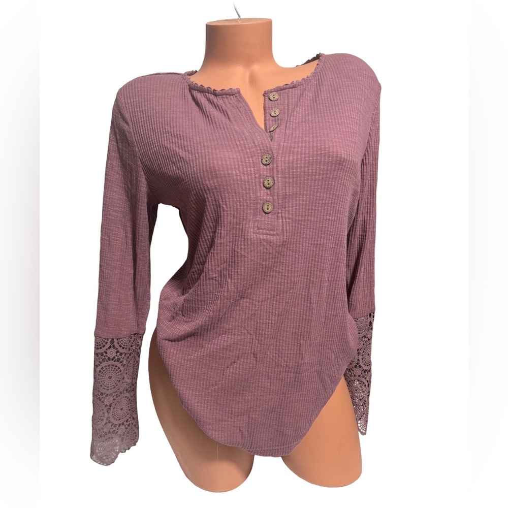 Women's Purple Lace Sleeve Top
